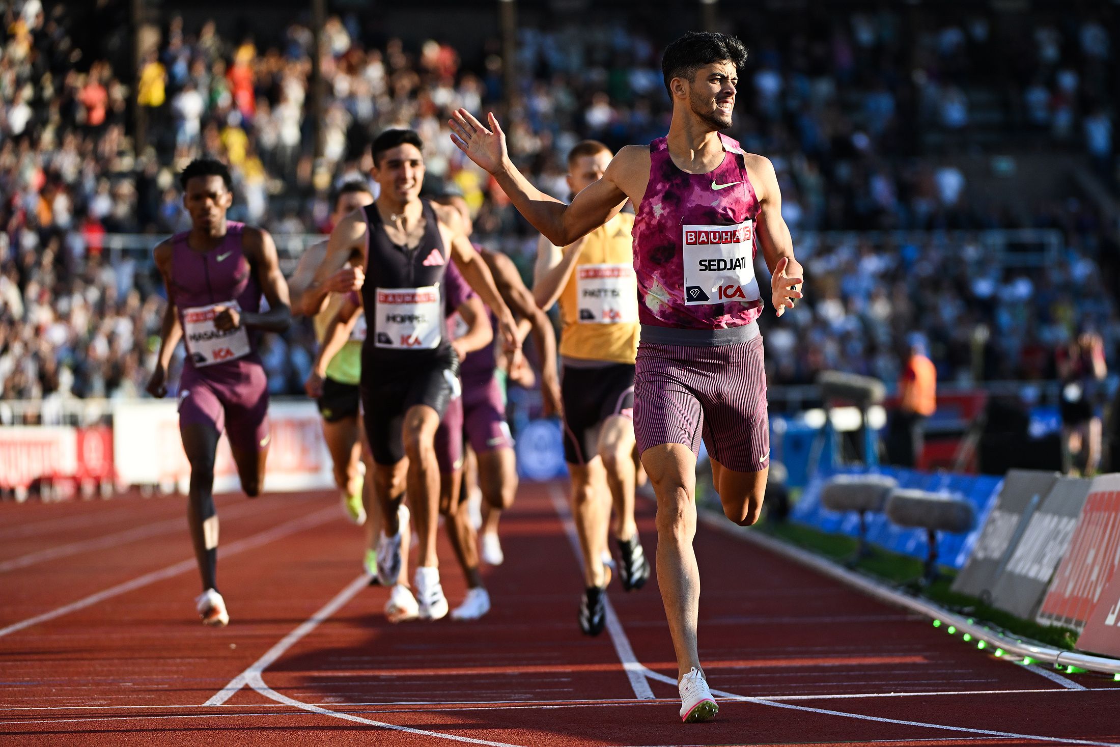 Djamel Sedjati wins the 800m in Stockholm